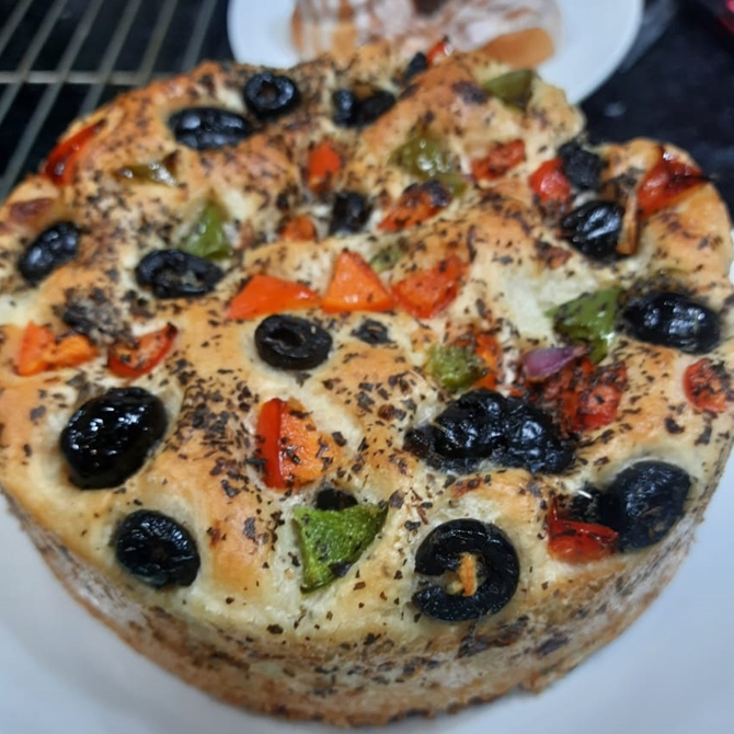 Focaccia (Cherry Tomato , Olives , Garlic , Herbs)